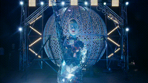 GIF 1