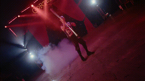 GIF 11