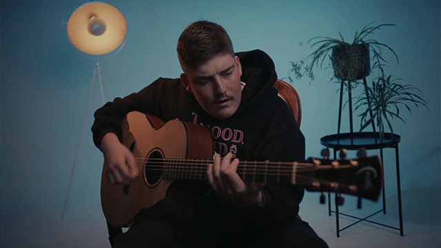 Sam Fraser - Musician Still